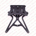 - Portatarga montato su moto con codone aftermarket